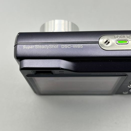 Sony Cybershot DSC-W85 7.2MP Digital Camera - Black - Full Kit - Tested