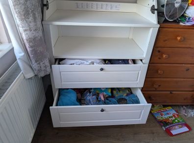 IKEA Sundvik Changing table