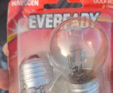 Brand New Eveready Halogen Golf Light Bulbs 2-Pack (E27 / 40W)