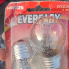 Brand New Eveready Halogen Golf Light Bulbs 2-Pack (E27 / 40W)