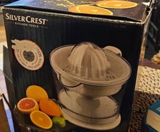 Citrus Juicer