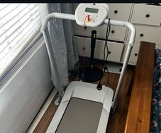 folding treadmill