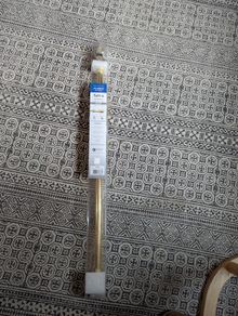Extendable curtain pole