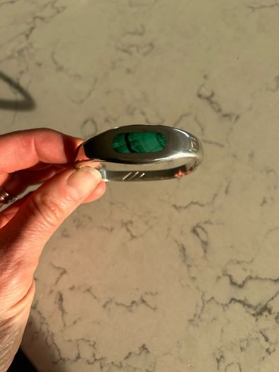 Vintage Mexican solid silver bangle, malachite inlay