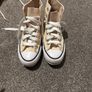 Girls converse Image 2