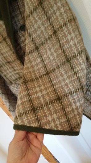 Lovely Vintage Wool Jacket - Reversable!