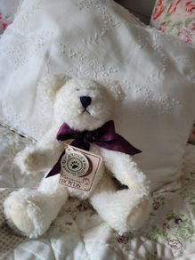 Small collectible "Boyds" teddy bear