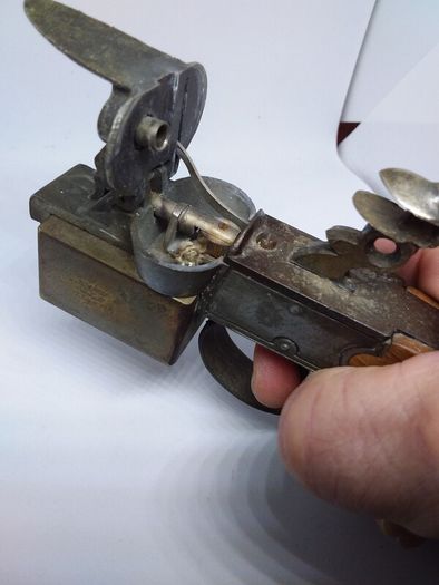 Dunhill Tinder Pistol Flintlock Vintage Desktop/Table Top Lighter