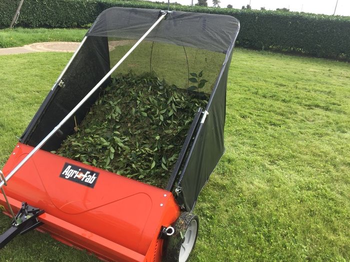 Agri fab lawn sweeper