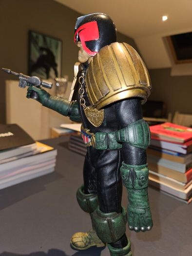 2000AD ThreeA 3A Judge Dredd 1/6 scale figure (damaged)