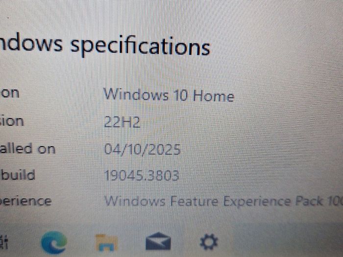 Acer Aspire Laptop, Windows 10, 6GB Ram, 500GB HDD, i3 Core, Microsoft Edge, Chrome,