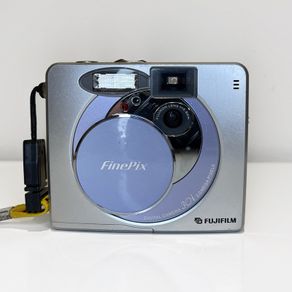 Fujifilm FinePix 30i Digital Camera