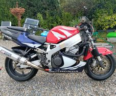 Honda Fireblade 2000
