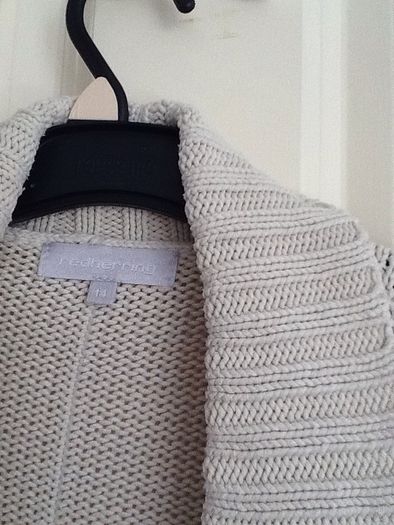 Short sleeve cardigan