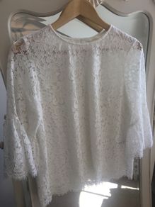 Classic Cream Lace Top size 36