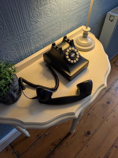 Wild & Wolf 302 Desk Phone (Vintage Style Landline)