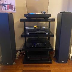 Polk Signature S50e Floorstand Stereo Speakers.