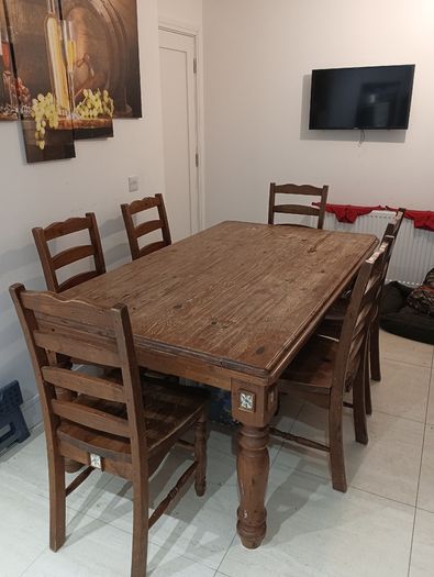 Kitchen Table and Chairs