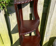 corner shelf Mahogany by Rossmore