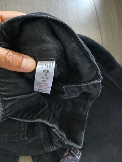 Black wide jeans