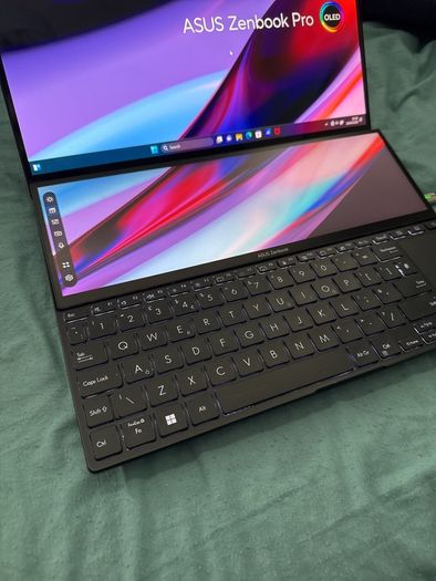 Asus Zenbook Duo i7 & RTX 4050
