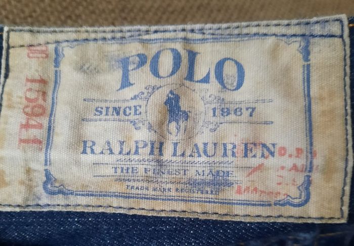 Polo Ralph Lauren denim jeans 26 waist and 28 leg in very good condition with no issues see last two photos for exact measurements probably a kids size 14 or an adults xs FREE STANDARD POSTAGE INCLUDED