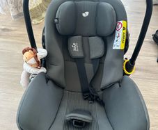 Joie Signature Car seat & 360 spin base