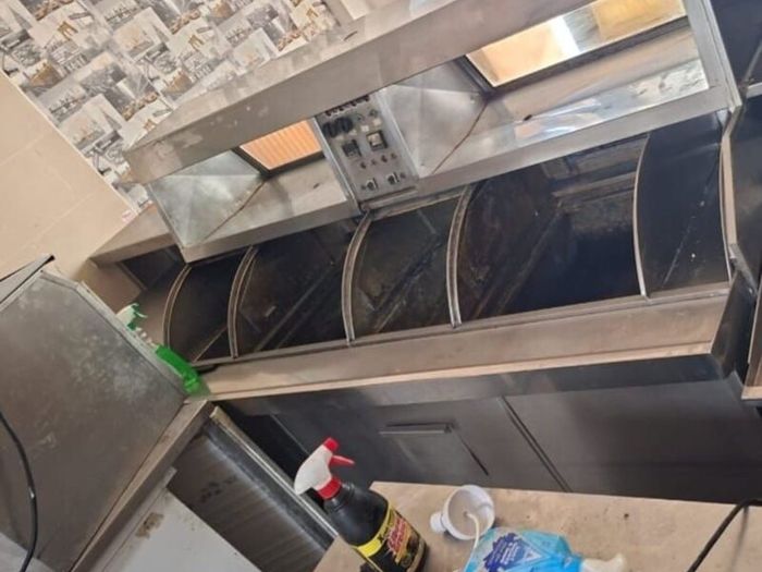 Two pan electric fish and chip deep frying range
