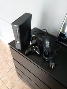 Xbox 360 slim