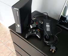 Xbox 360 slim