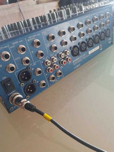 Yamaha MG12/4 mixing console