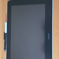 Wacom One 13 Pen Display  Excellent Condition, Barely Used