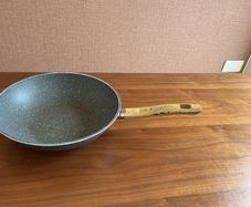ceramic wok