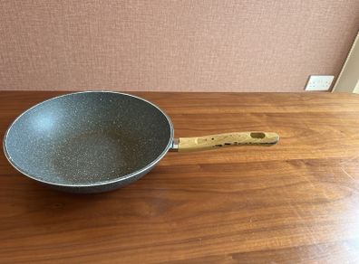 ceramic wok