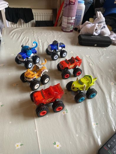 blaze and the monster machine