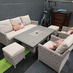 Hamilton Rattan six piece dining set with ice bucket rising table
