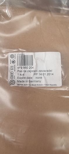Audi a6 c7 luggage securing strip 4F9860378