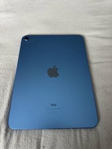 iPad 10 Generation 64GB + Apple Pencil + Case