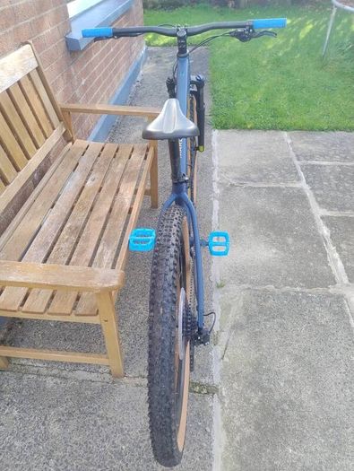2025 Trek Marlin 5 Mountain Bike