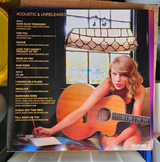 Taylor Swift "Acoustic & Unreleased" Vinyl Album