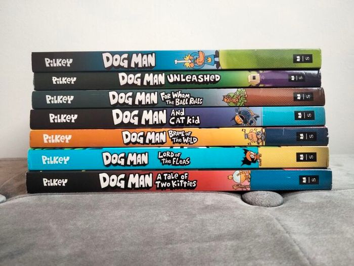 Dog Man books (paper back)