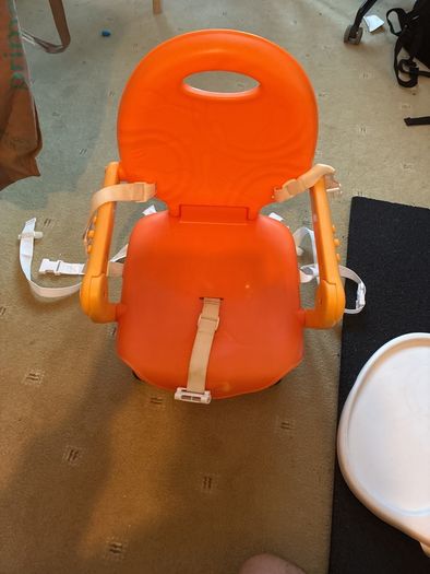 Collapsible baby chair