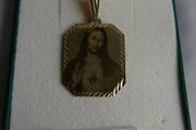 Vintage 9ct Yellow Gold 10Ct 417 Pendant and 9Ct 375 Necklace Sacred Heart Jesus Christ Pendant Necklace, Catholic Jewelry Gift, Religious Gift 4.4g