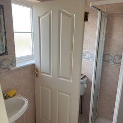 11 Matching Internal Doors Compete Set with Hinges and Handles
