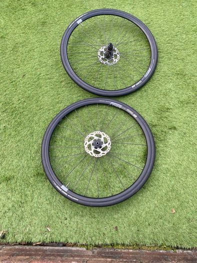 DT SWISS P1850 Spline Disc wheels