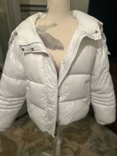 Gaelle White Puffer Jacket, IT 44 with tags.
