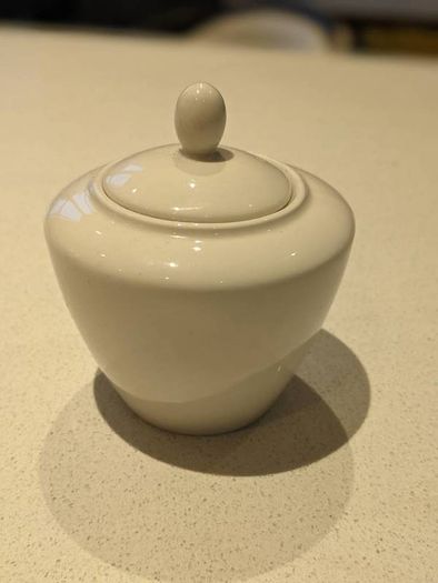 30 Steelite 7oz white covered sugar bowl sold individually