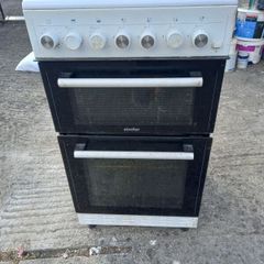 Gas Hob, Electric double oven.
