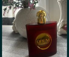 Yves Saint Laurent Opium Eau de Toilette