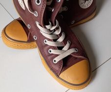 Converse.